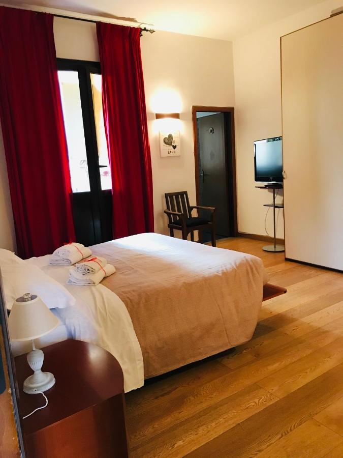 Апартаменты Attico Barberini Рим Экстерьер фото